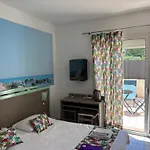 Restaurant De La Hotel 3*