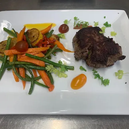 Restaurant De La ゴルフ・ジュアン