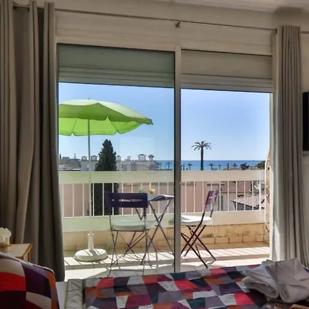 Restaurant De La ホテル