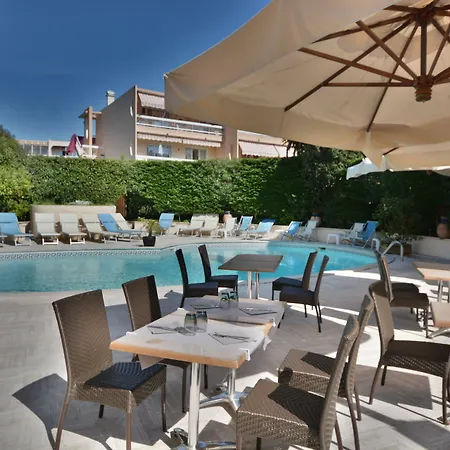 Restaurant De La 3*