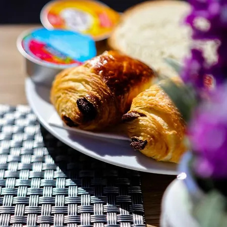 ホテル Restaurant De La